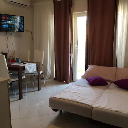 Barac Apartment *