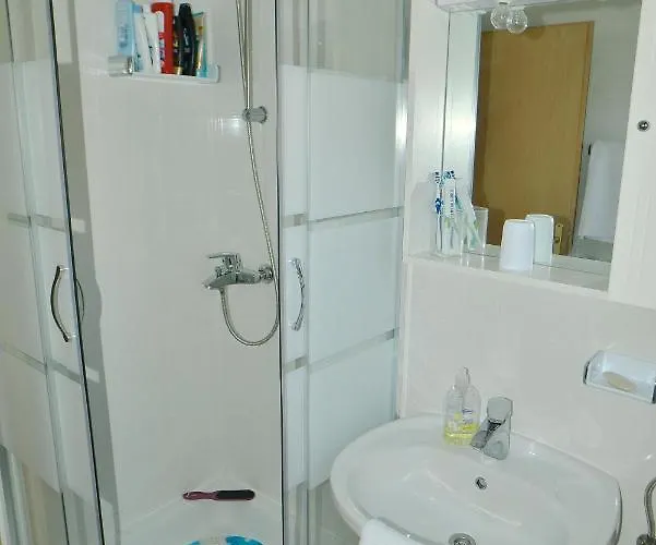 Barac Апартаменты Каштела